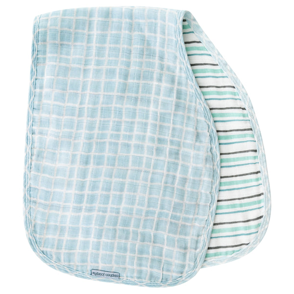 Zoo baby box set muslin burp cloth view.